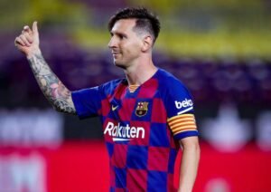 Read more about the article Messi não se reapresenta; LaLiga dá razão ao Barça na briga com o craque