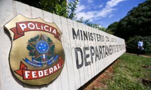 Read more about the article PF cumpre mandados contra suspeitos de câmbio ilegal em SP