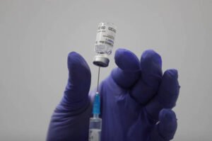 Read more about the article AstraZeneca testará combinação de vacina britânica com Sputnik V