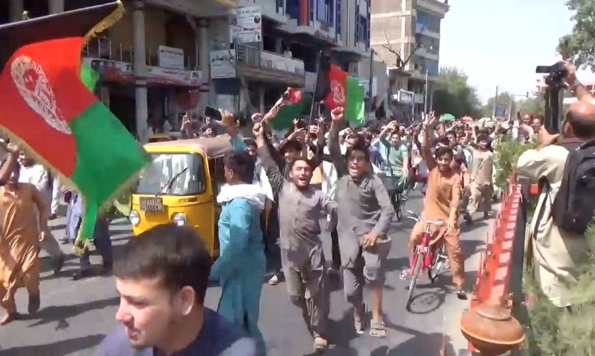 You are currently viewing ONU: reação do Talibã a protestos de afegãos é cada vez mais violenta