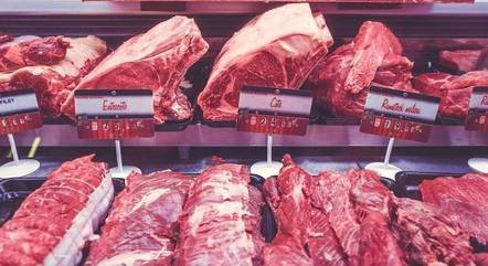 You are currently viewing Carne vermelha fica mais barata pela 1ª vez em um ano e meio