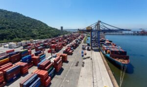 Read more about the article Movimentação em portos cresce 5,5% de janeiro a outubro