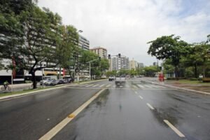 Leia mais sobre o artigo Março tem acumulado de 198 mm de chuva e supera a média histórica de Aracaju