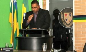 Leia mais sobre o artigo Prefeito de Canindé de São Francisco pede afastamento do cargo
