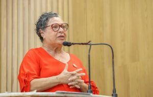 Leia mais sobre o artigo Morre, aos 67 anos, a vereadora de Aracaju, professora Ângela Melo