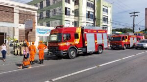 Leia mais sobre o artigo Princípio de incêndio atinge clínica em Aracaju; ninguém se feriu