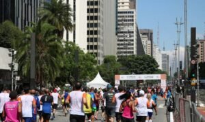 Leia mais sobre o artigo Tradicional corrida de São Silvestre reúne 35 mil atletas em São Paulo