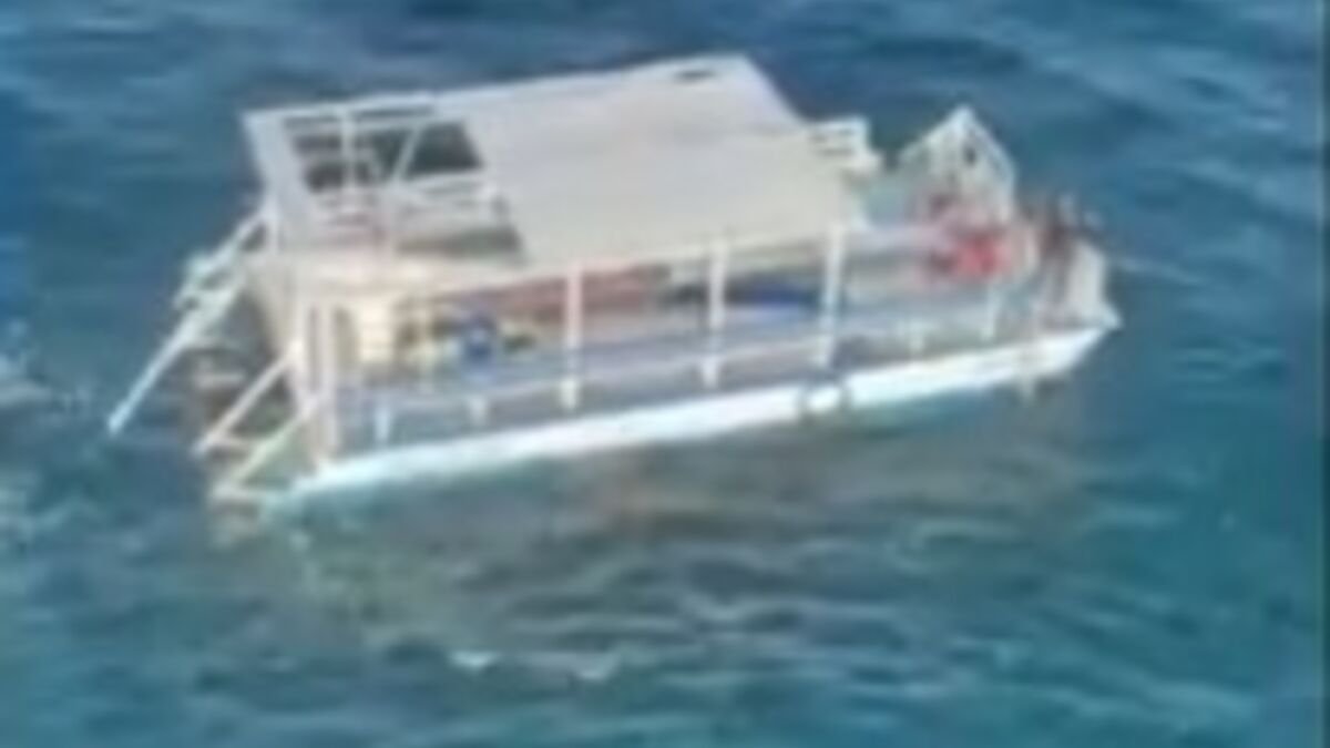 Leia mais sobre o artigo Quatro tripulantes são resgatados de embarcação de Alagoas e que estava à deriva no litoral de Sergipe