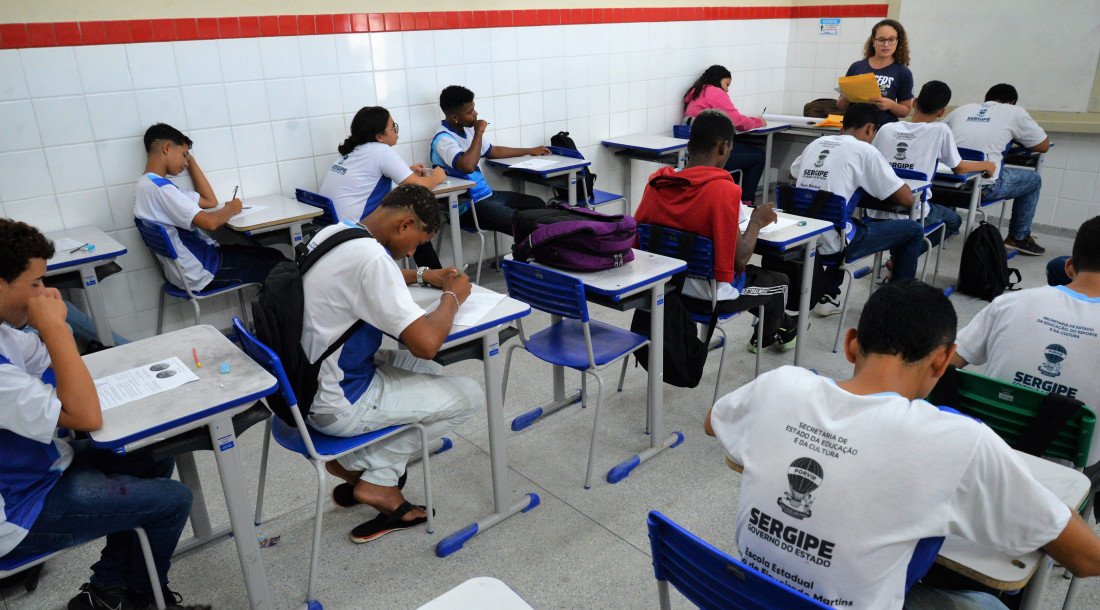 Leia mais sobre o artigo Justiça suspende paralisação anunciada pelo Sintese e garante aulas para alunos das escolas públicas estaduais